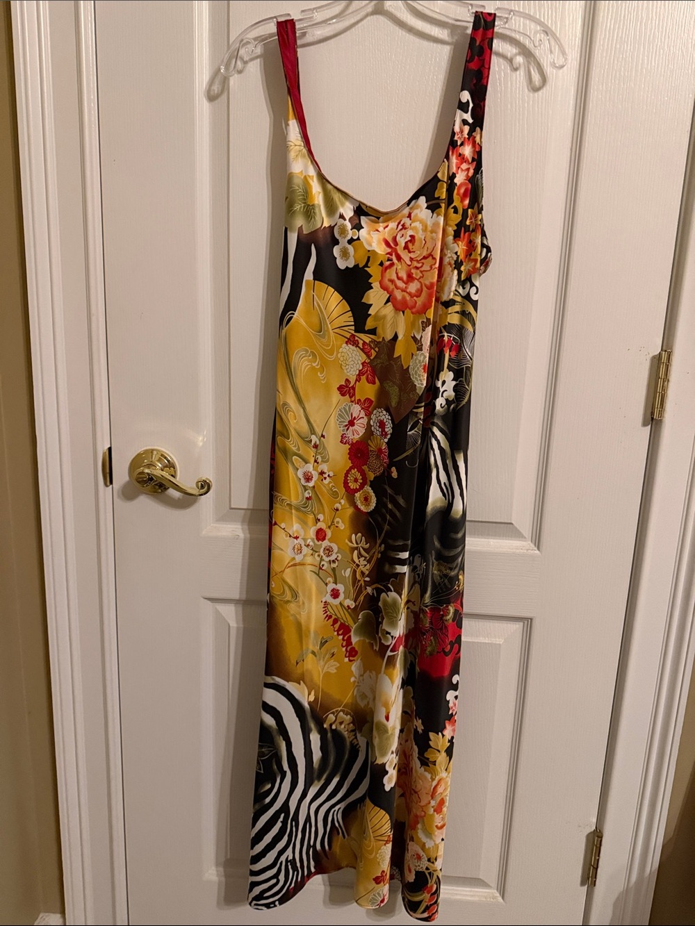 Natori Floral & Zebra Print Kimono Robe and Nightgown in Black, Gold & Red - Picture 2 of 2